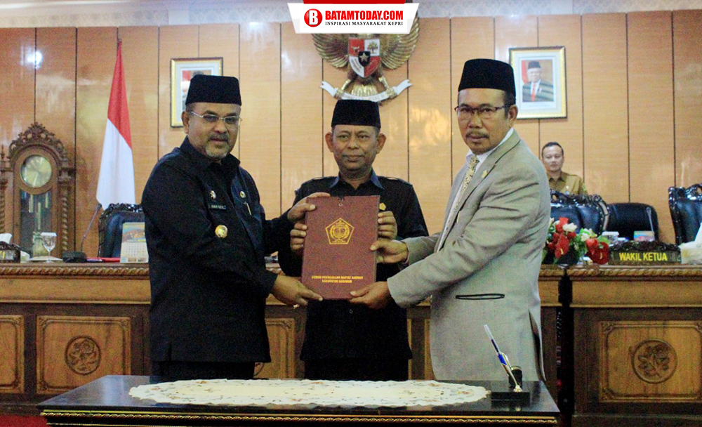 Bupati Karimun Aunur Rafiq, Wakil Ketua DPRD Karimun Rasno dan Ketua DPRD Karimun, Muhammad Yusuf Sirat